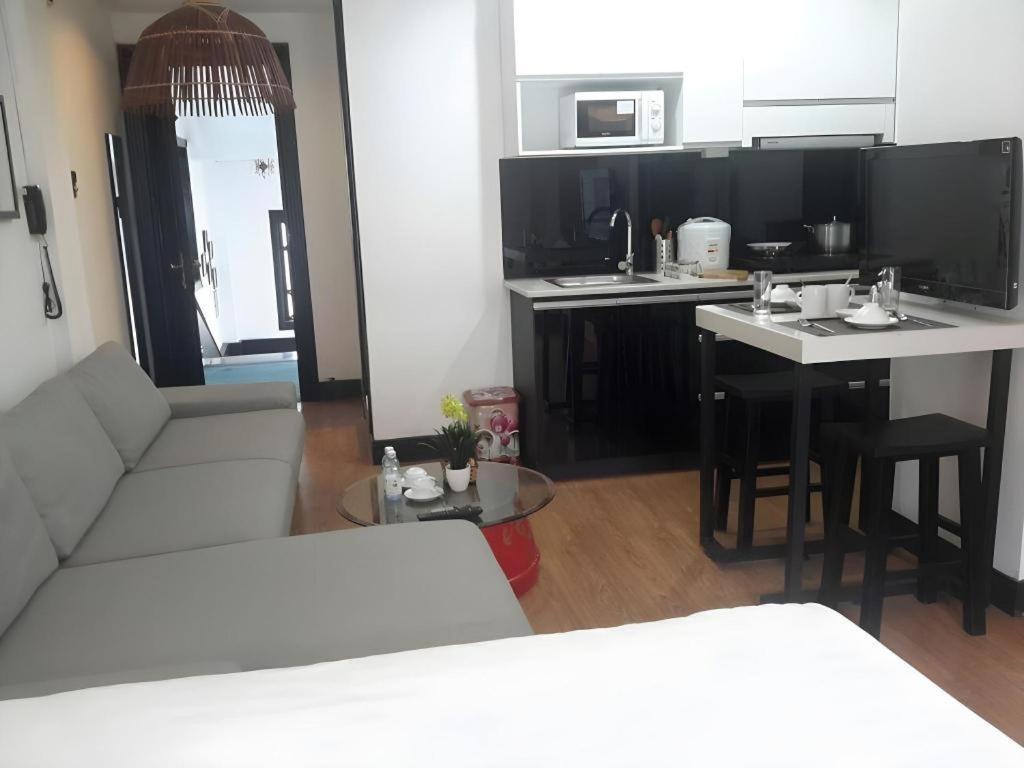 Hoa Binh Hotel Hanoi Esterno foto