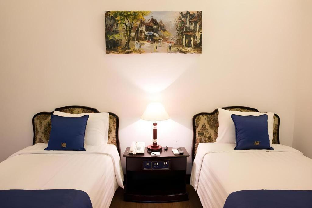Hoa Binh Hotel Hanoi Esterno foto