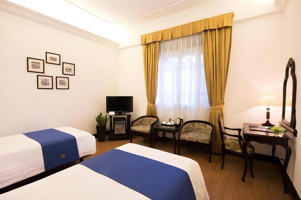 Hoa Binh Hotel Hanoi Esterno foto