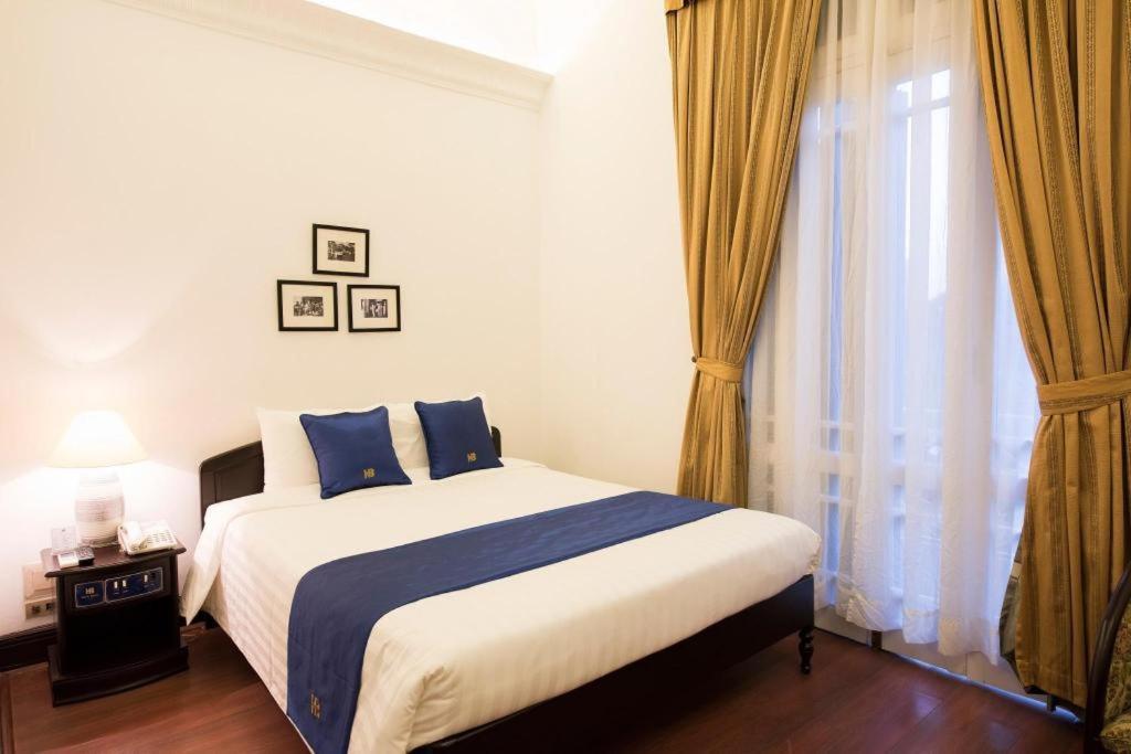 Hoa Binh Hotel Hanoi Esterno foto