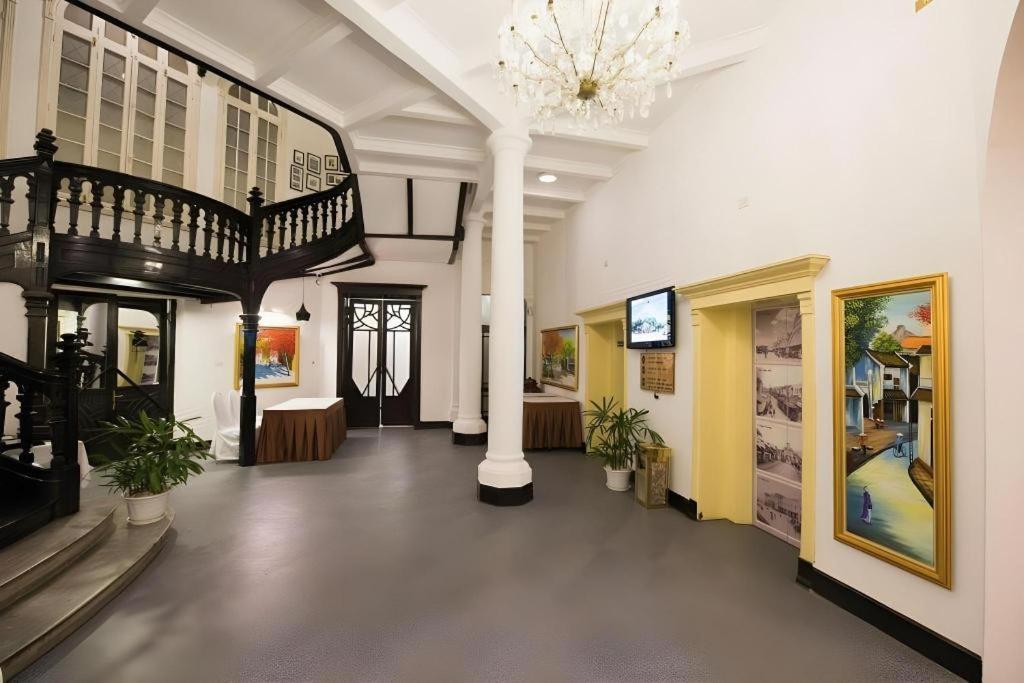 Hoa Binh Hotel Hanoi Esterno foto