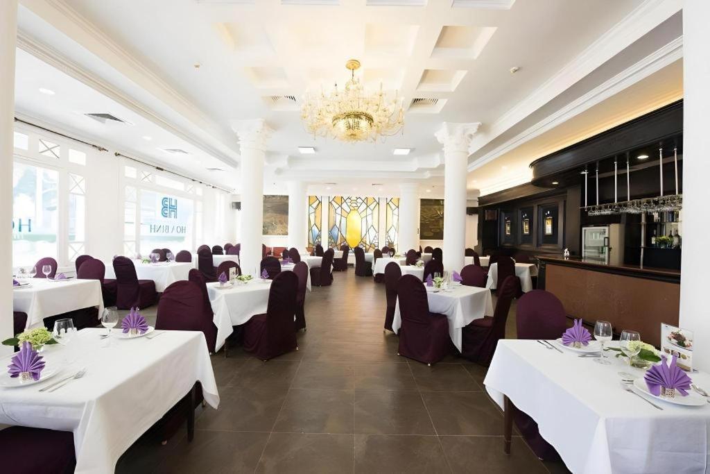 Hoa Binh Hotel Hanoi Esterno foto
