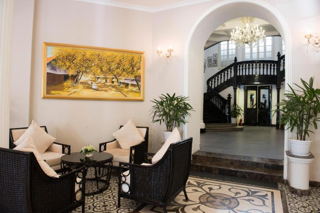 Hoa Binh Hotel Hanoi Esterno foto