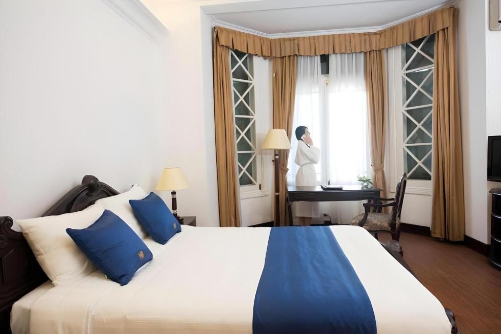 Hoa Binh Hotel Hanoi Esterno foto