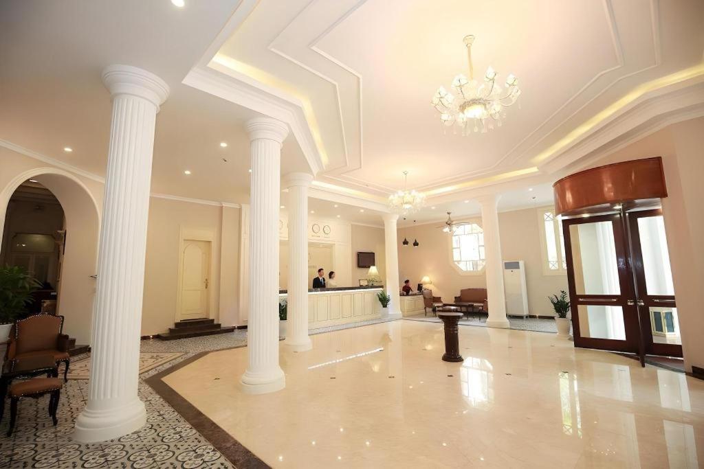 Hoa Binh Hotel Hanoi Esterno foto